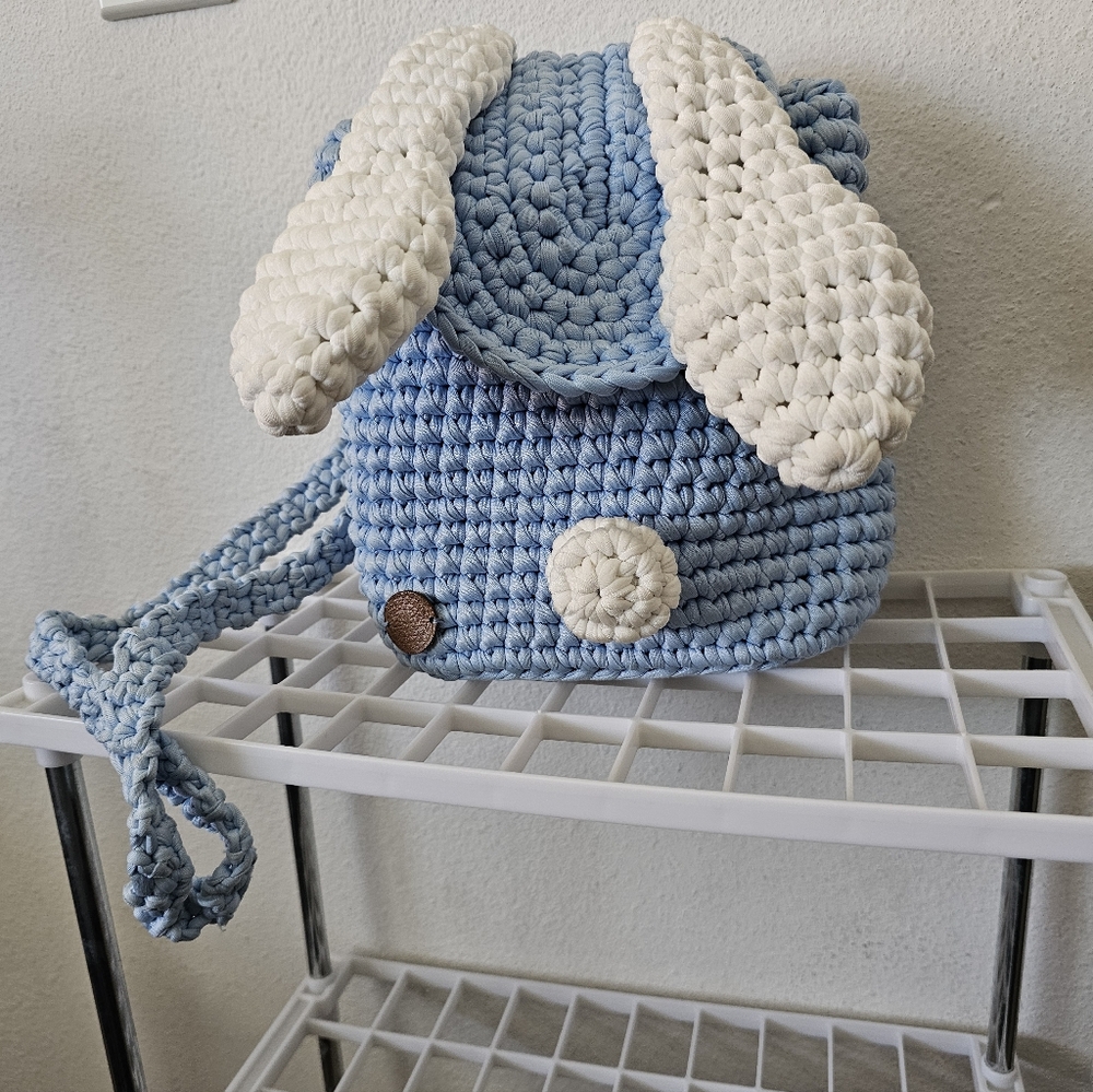 Knitted backpack with rabbit ears for children - Picture 3 of 4